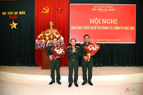 Thiếu tướng Đỗ Văn Bảnh nhận chức vụ Bí thư Đảng ủy, Chính ủy Học viện Lục quân